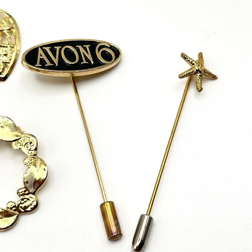 Lot of 4 Vintage Retro MCM Gold Tone Small Bow Avon 6 Circle Brooch Stick Pins